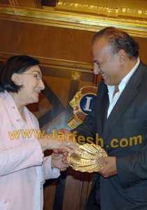 تكريم جمال سليمان وأسرة أفراح ابليس  صورة رقم 1 تكريم جمال سليمان وأسرة أفراح ابليس  صورة رقم 1