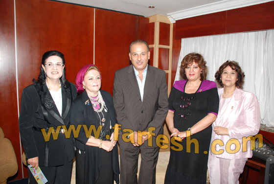 تكريم جمال سليمان وأسرة أفراح ابليس  صورة رقم 5 تكريم جمال سليمان وأسرة أفراح ابليس  صورة رقم 5