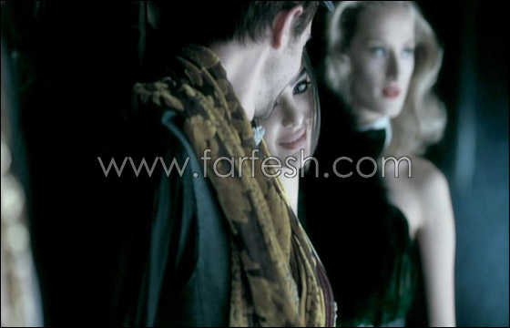 العتبة قزاز.. تعيد قمر إلى أضواء الشهرة والإغراء!!    صورة رقم 12 العتبة قزاز.. تعيد قمر إلى أضواء الشهرة والإغراء!!    صورة رقم 12