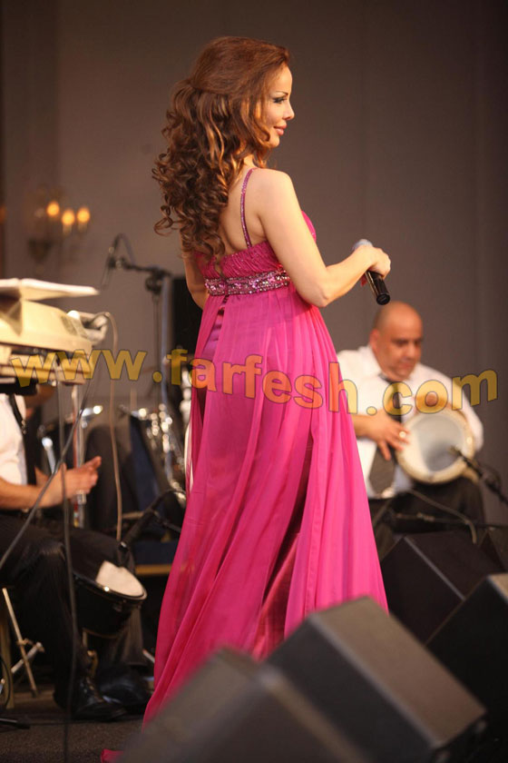 الفنانة رولا سعد تعتزم بناء مسجد تقرّبا إلى الله!! صورة رقم 10 الفنانة رولا سعد تعتزم بناء مسجد تقرّبا إلى الله!! صورة رقم 10