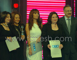 مسلسلات مع تكريم النجوم في حفل رأس السنة  صورة رقم 2 مسلسلات مع تكريم النجوم في حفل رأس السنة  صورة رقم 2