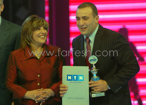 مسلسلات مع تكريم النجوم في حفل رأس السنة  صورة رقم 16 مسلسلات مع تكريم النجوم في حفل رأس السنة  صورة رقم 16