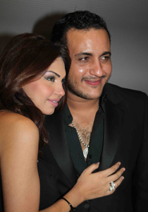 رحيم ينفي خطبته من أليسا  رحيم ينفي خطبته من أليسا