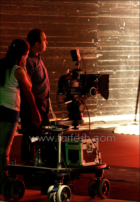 الشهرة ابعدت ايوان عن حبيبته  صورة رقم 5