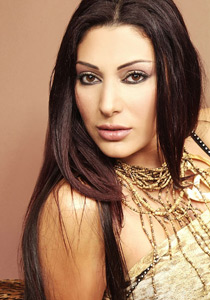 مايا نصري: استحمل كره الناس في سبيل النجاح!!                صورة رقم 3 مايا نصري: استحمل كره الناس في سبيل النجاح!!                صورة رقم 3