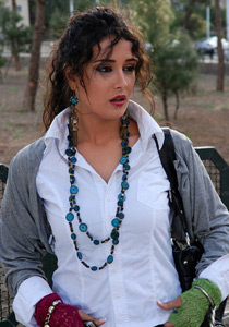 في المسلسلات.. تصحو الممثلات من النوم بماكياجهن الكامل   صورة رقم 1 في المسلسلات.. تصحو الممثلات من النوم بماكياجهن الكامل   صورة رقم 1