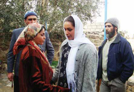 في المسلسلات.. تصحو الممثلات من النوم بماكياجهن الكامل   صورة رقم 19 في المسلسلات.. تصحو الممثلات من النوم بماكياجهن الكامل   صورة رقم 19