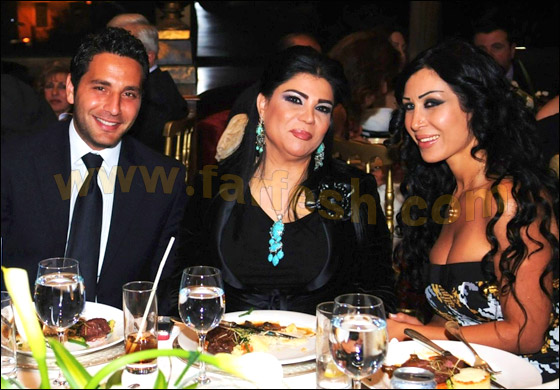 نورهان: أصعد السلّم درجة درجة وجمهوري يزداد!                صورة رقم 8 نورهان: أصعد السلّم درجة درجة وجمهوري يزداد!                صورة رقم 8