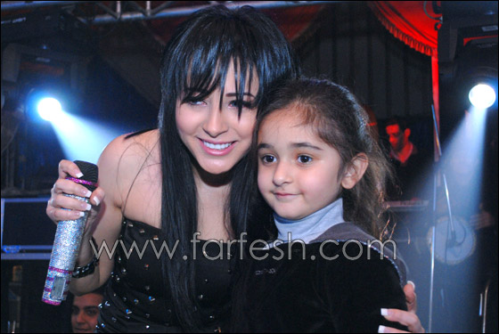 ساندي المثيرة تكتسح ليلة رأس السنة وتلهب الجمهور!!!      صورة رقم 5