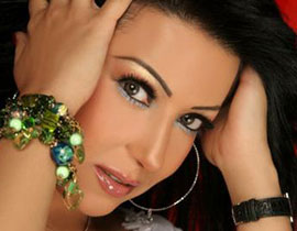 شاب يعاني من خلل عقلي يقتحم شقة سمية الخشاب!!                صورة رقم 1 شاب يعاني من خلل عقلي يقتحم شقة سمية الخشاب!!                صورة رقم 1