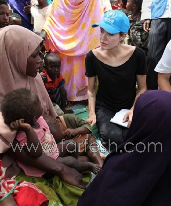 أنجلينا جولي تتبنى طفلة من سوريا!        صورة رقم 3 أنجلينا جولي تتبنى طفلة من سوريا!        صورة رقم 3