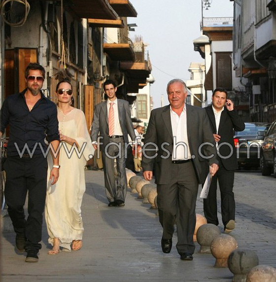 أنجلينا جولي تتبنى طفلة من سوريا!        صورة رقم 5 أنجلينا جولي تتبنى طفلة من سوريا!        صورة رقم 5