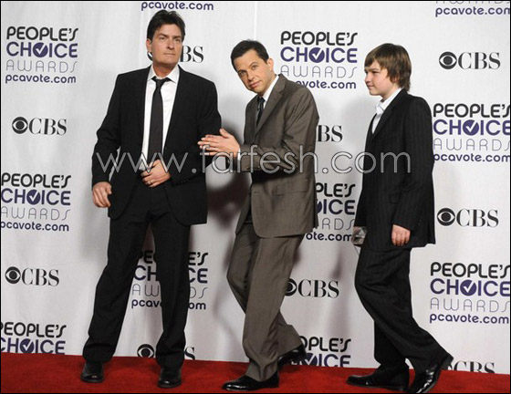 حتّى النجوم يؤذون زوجاتهم.. اعتقال الممثل تشارلي شين!   صورة رقم 15 حتّى النجوم يؤذون زوجاتهم.. اعتقال الممثل تشارلي شين!   صورة رقم 15