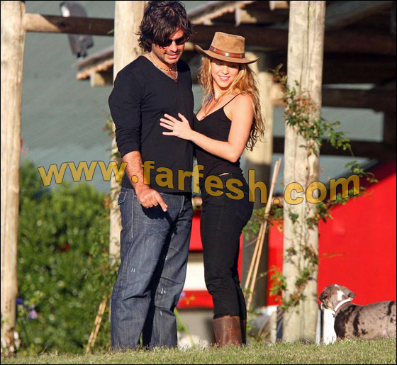 شاكيرا تحصل على جائزة بامبي  صورة رقم 14 شاكيرا تحصل على جائزة بامبي  صورة رقم 14