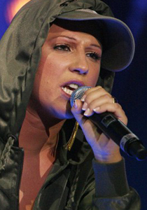 رغم تكتمها على إسلامها.. ديامز تتربع على عرش الراب   صورة رقم 2 رغم تكتمها على إسلامها.. ديامز تتربع على عرش الراب   صورة رقم 2