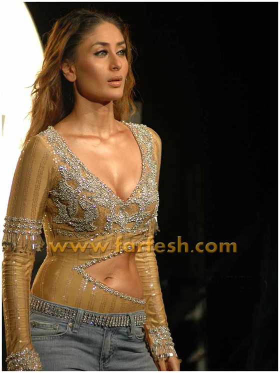 كارينا كابور واسباب تأخر نجوميتها!!  صورة رقم 15 كارينا كابور واسباب تأخر نجوميتها!!  صورة رقم 15