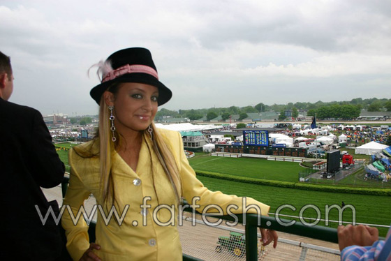 نيكول ريتشي تطلق مجموعة  أزياء نسائية معاصرة صورة رقم 5 نيكول ريتشي تطلق مجموعة  أزياء نسائية معاصرة صورة رقم 5