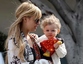 نيكول ريتشي تطلق مجموعة  أزياء نسائية معاصرة صورة رقم 1 نيكول ريتشي تطلق مجموعة  أزياء نسائية معاصرة صورة رقم 1