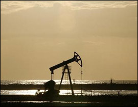 صعود النفط في التعاملات الالكترونية لنايمكس صورة رقم 1
