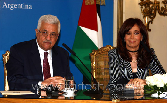 الرئيس عباس : استبعد انتفاضة جديدة !  صورة رقم 1