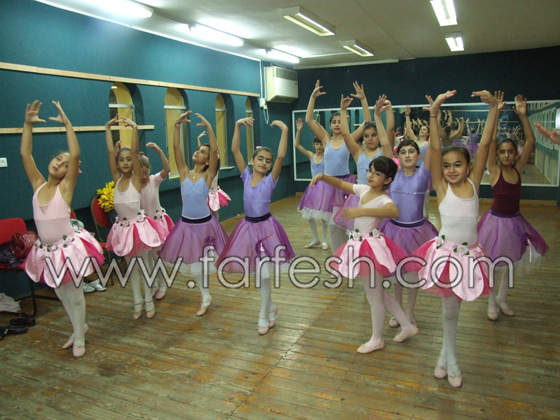 الفنانة أمل مرقس تبدع أمام اطفال الناصرة  صورة رقم 27 الفنانة أمل مرقس تبدع أمام اطفال الناصرة  صورة رقم 27