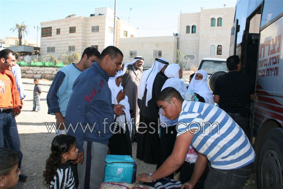 أهالي عرعرة النقب يستقبلون حجاج بيت الله الحرام   صورة رقم 22