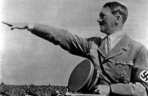 هتلر لم ينتحر عام 1945 بل فر من برلين صورة رقم 5 هتلر لم ينتحر عام 1945 بل فر من برلين صورة رقم 5
