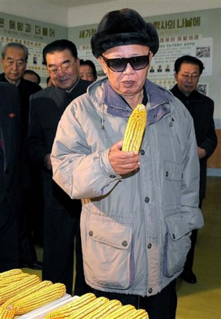 زعيم كوريا يعاني من فوبيا الطيران ويمتلك 6 قطارات ملوكية  صورة رقم 6