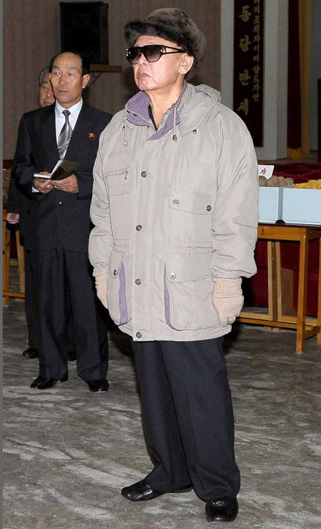 زعيم كوريا يعاني من فوبيا الطيران ويمتلك 6 قطارات ملوكية  صورة رقم 4