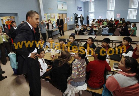 في مطعم الطلاب.. أوباما يحثّهم على القراءة..!!    صورة رقم 2