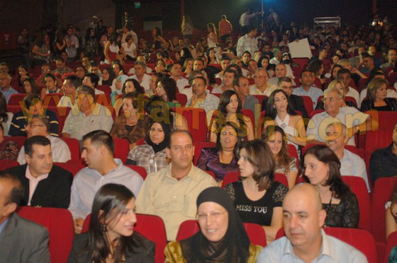 نانسي حوا تفوز بمسابقة 