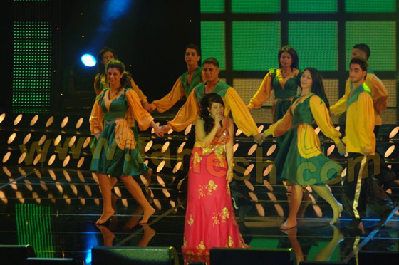 نانسي حوا تفوز بمسابقة 