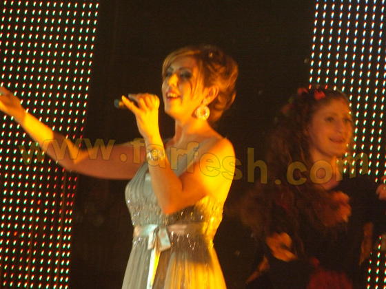 نانسي حوا تفوز بمسابقة 