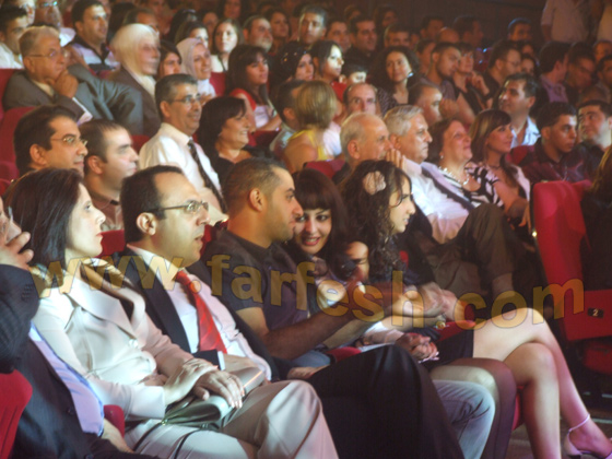 نانسي حوا تفوز بمسابقة 