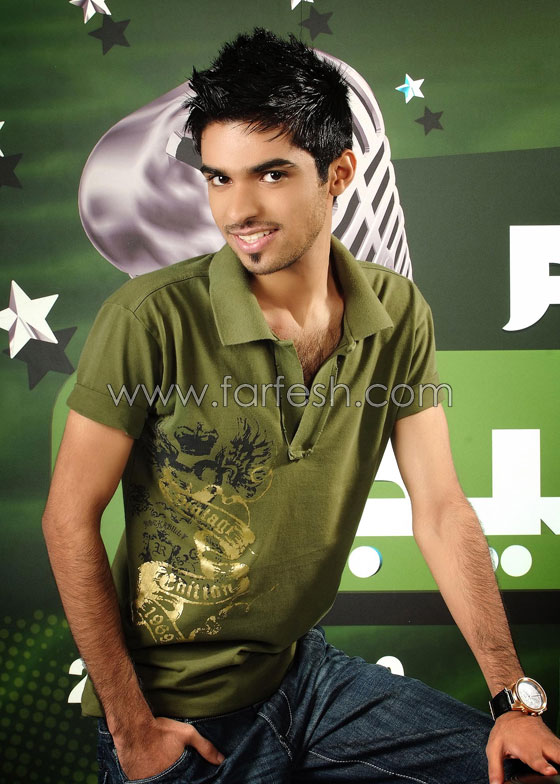 منى أمرشا تعايد الجمهور عبر 