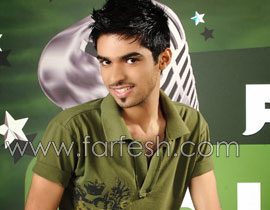 منى أمرشا تعايد الجمهور عبر 