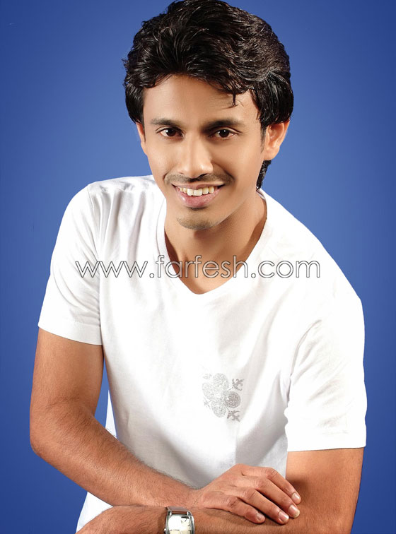 منى أمرشا تعايد الجمهور عبر 