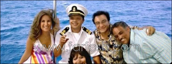 مهاجمة محمد هنيدي لاستحمامه مع 