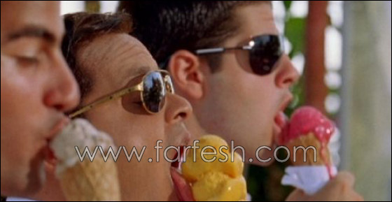 مهاجمة محمد هنيدي لاستحمامه مع 