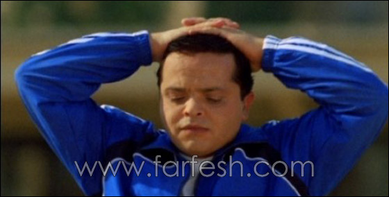 مهاجمة محمد هنيدي لاستحمامه مع 