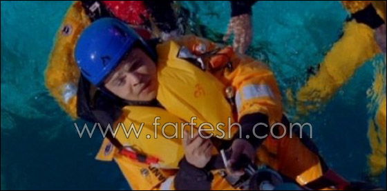 مهاجمة محمد هنيدي لاستحمامه مع 