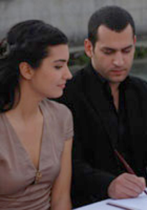 لميس تعود إلى  لميس تعود إلى