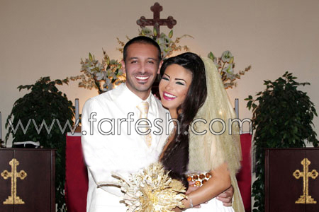 مسلسلات يرصد حقيقة تزوير صور زفاف دوللي شاهين! صورة رقم 2 مسلسلات يرصد حقيقة تزوير صور زفاف دوللي شاهين! صورة رقم 2