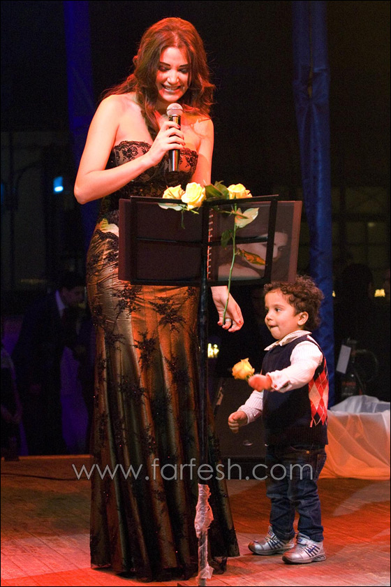 الفنانة اللبنانية سيرين عبد النور في حالة نشاط فني صورة رقم 10 الفنانة اللبنانية سيرين عبد النور في حالة نشاط فني صورة رقم 10