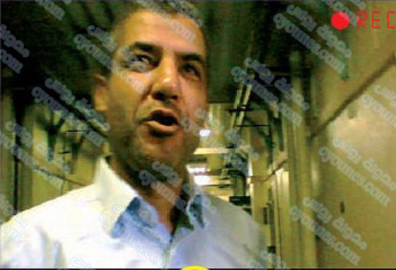 مجلة فرنسية تنشر صور الشاب مامي وهو نائما في مجلة فرنسية تنشر صور الشاب مامي وهو نائما في