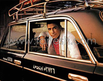 مجلة فرنسية تنشر صور الشاب مامي وهو نائما في مجلة فرنسية تنشر صور الشاب مامي وهو نائما في