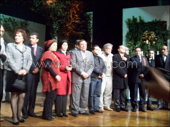 عادل إمام مهاجما: منذ تولت حماس السلطة والأوضاع مقلوبة صورة رقم 6 عادل إمام مهاجما: منذ تولت حماس السلطة والأوضاع مقلوبة صورة رقم 6