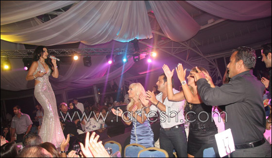 ملكة الجاذبية.. هيفاء وهبي تخطف لقب أجمل نساء العالم!!   صورة رقم 5