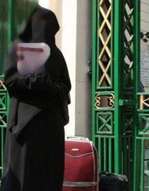 مصر: طرد دكتورة علم النفس من الكلية لإرتدائها الحجاب صورة رقم 1