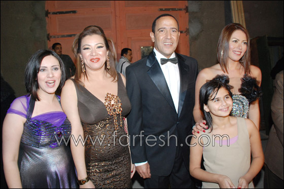 مسلسلات في افتتاح تصوير سيت كوم رجل وست ستات  صورة رقم 13